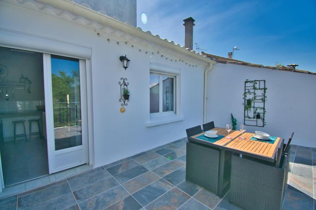 Villa Maison De Charme Centre Lezignan-C. Avec Terrasse Exterior foto